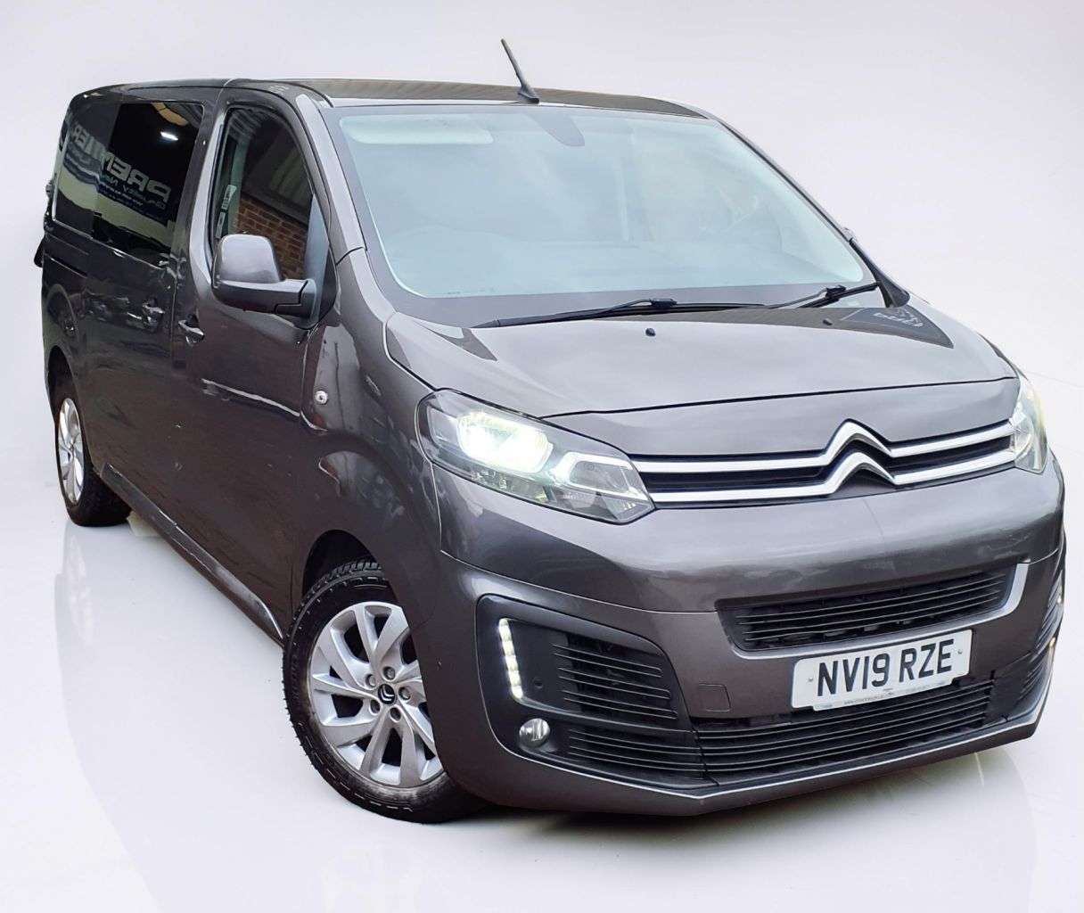 A 2019 CITROEN DISPATCH 2.0 BlueHDi 1250 Enterprise Plus M Crew Van Double Cab 6dr Diesel EAT6 MWB A 2019 CITROEN DISPATCH 2.0 BlueHDi 1250 Enterprise Plus M Crew Van Double Cab 6dr Diesel EAT6 MWB
