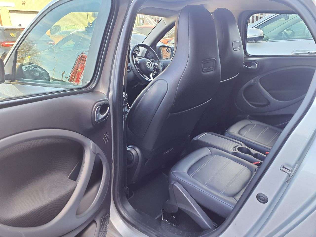 2016 SMART FORFOUR 2016 SMART FORFOUR