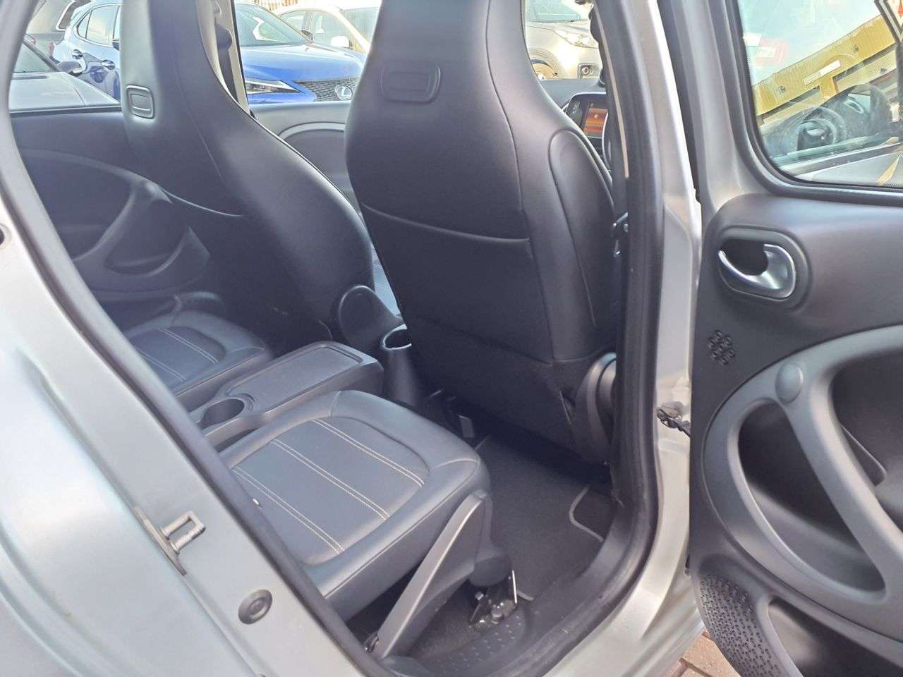 2016 SMART FORFOUR 2016 SMART FORFOUR