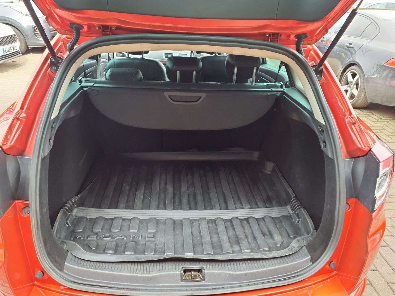 2016 RENAULT MEGANE 2016 RENAULT MEGANE