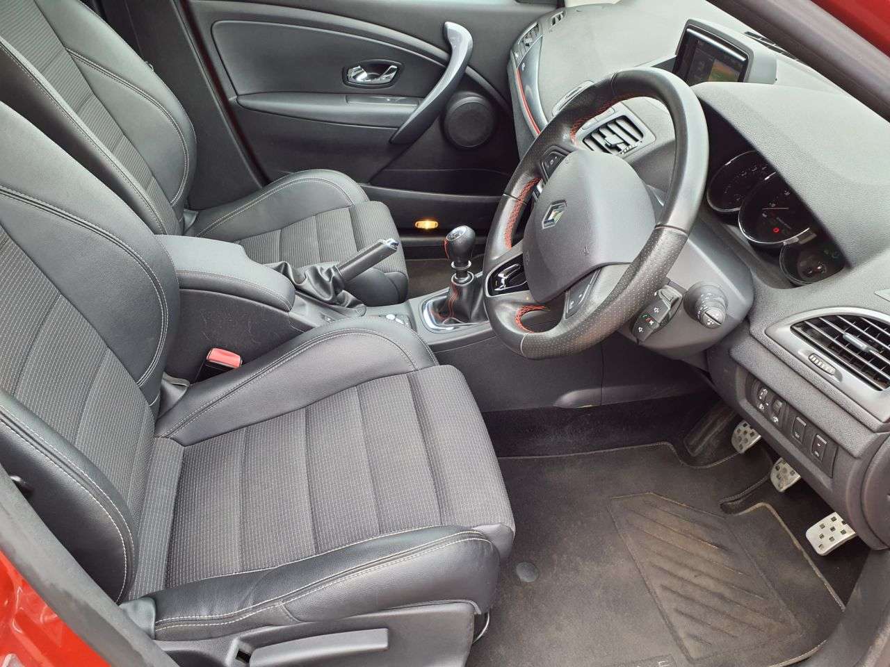 2016 RENAULT MEGANE 2016 RENAULT MEGANE