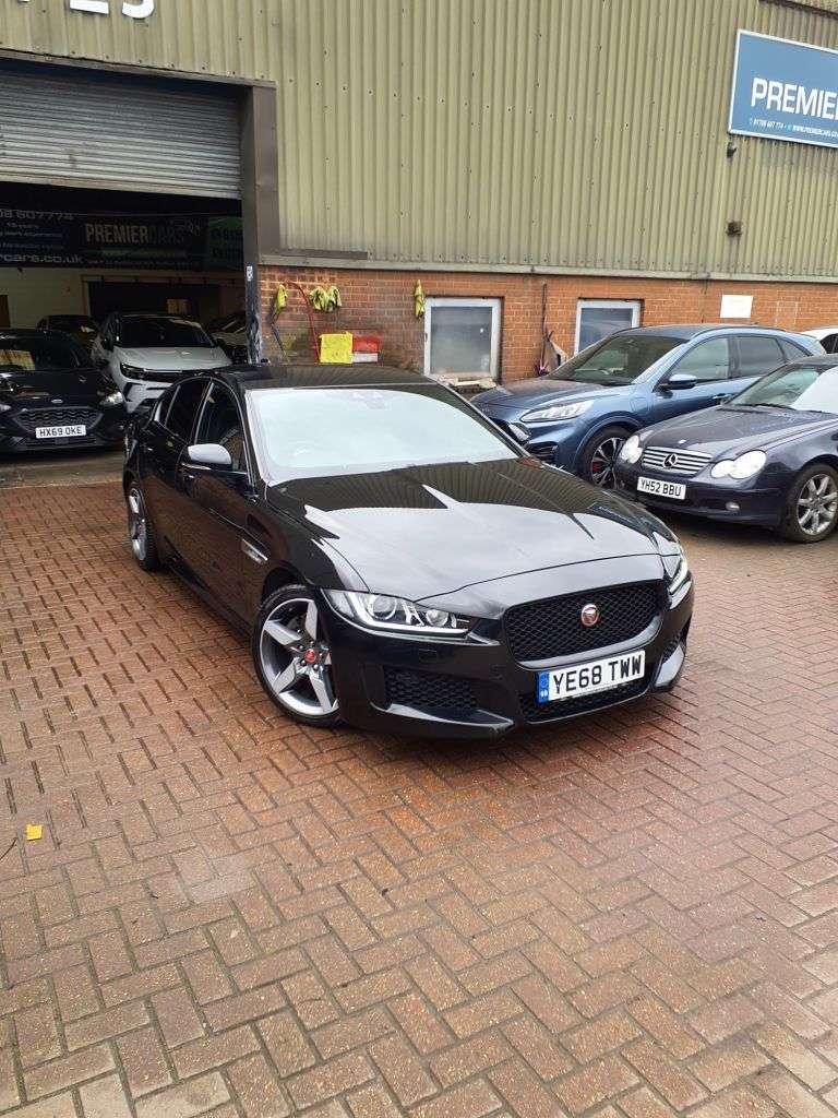 A 2018 JAGUAR XE 2.0d R-Sport Saloon 4dr Diesel Auto Euro 6 (s/s) (180 ps) 6 MONTH WARRANTY A 2018 JAGUAR XE 2.0d R-Sport Saloon 4dr Diesel Auto Euro 6 (s/s) (180 ps) 6 MONTH WARRANTY