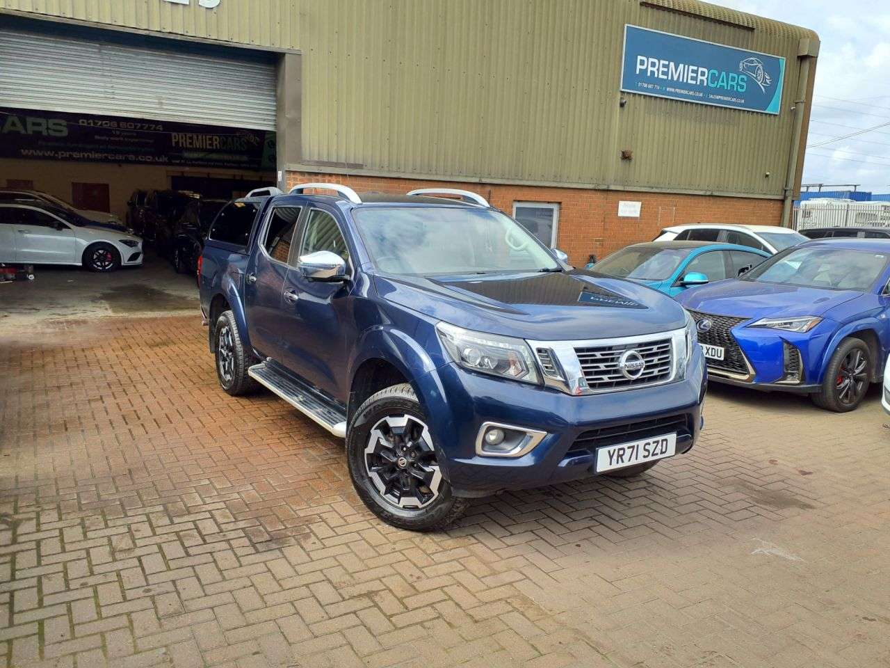 A 2021 NISSAN NAVARA 2.3 dCi Tekna Pickup Double Cab 4dr Diesel Auto 4WD Euro 6 (190 ps) 6 MONTH A 2021 NISSAN NAVARA 2.3 dCi Tekna Pickup Double Cab 4dr Diesel Auto 4WD Euro 6 (190 ps) 6 MONTH