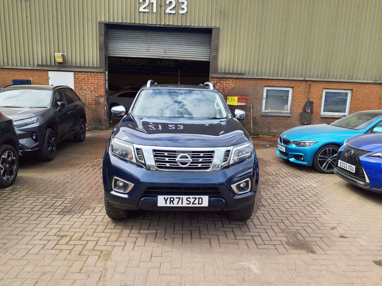 A 2021 NISSAN NAVARA 2.3 dCi Tekna Pickup Double Cab 4dr Diesel Auto 4WD Euro 6 (190 ps) 6 MONTH A 2021 NISSAN NAVARA 2.3 dCi Tekna Pickup Double Cab 4dr Diesel Auto 4WD Euro 6 (190 ps) 6 MONTH