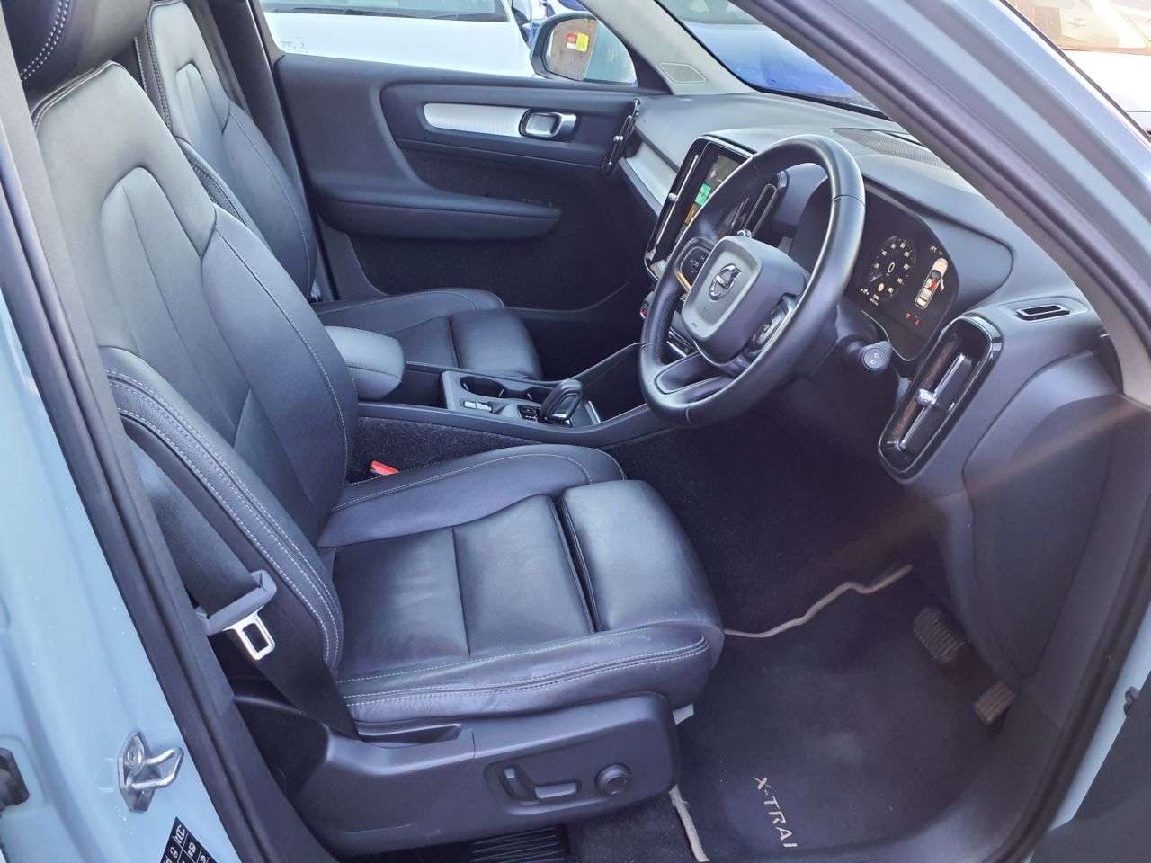 2018 VOLVO XC40 2018 VOLVO XC40