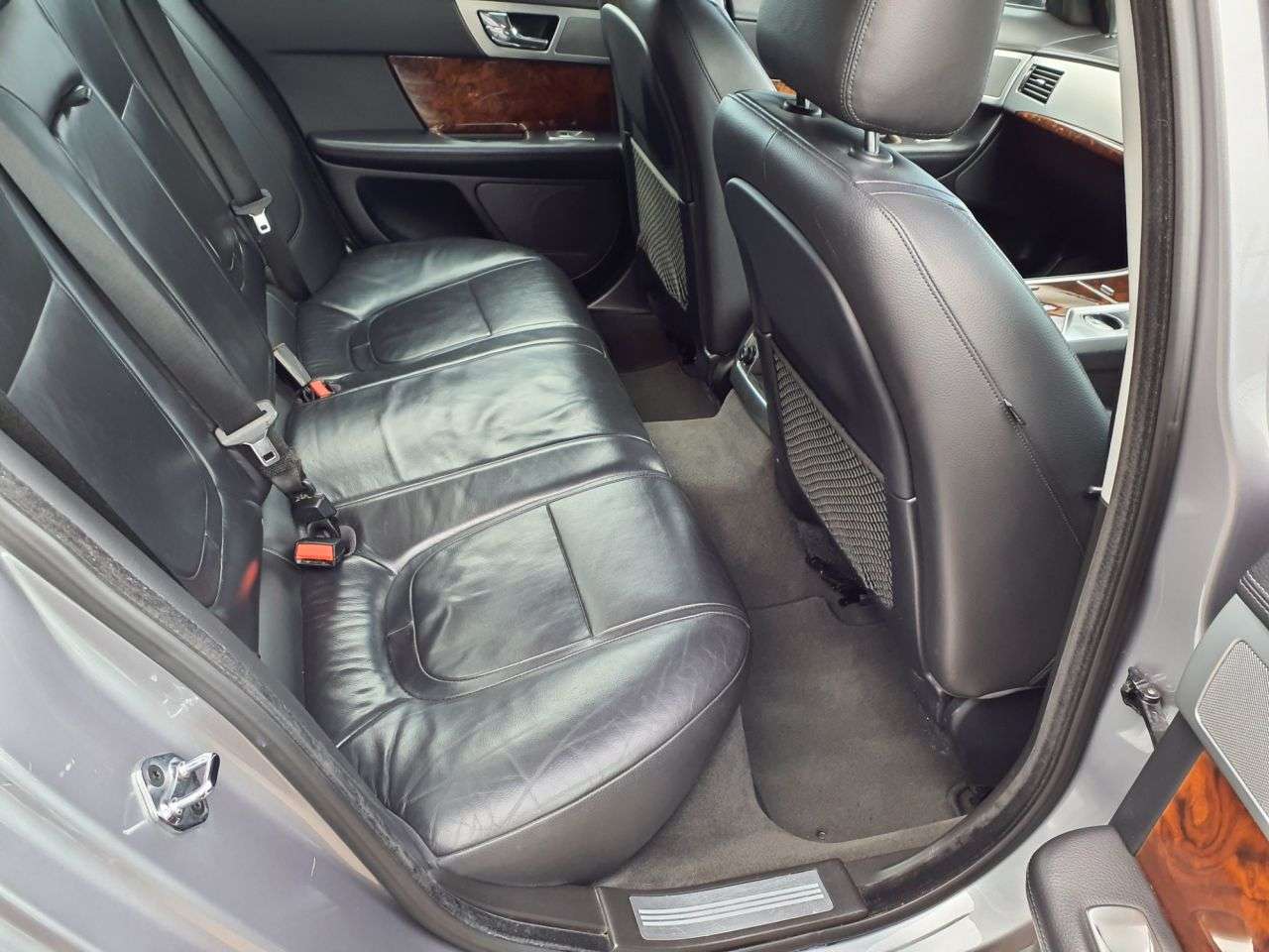 2011 JAGUAR XF 2011 JAGUAR XF