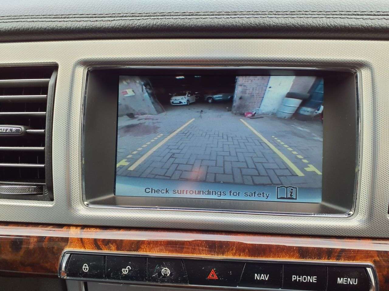 2011 JAGUAR XF 2011 JAGUAR XF