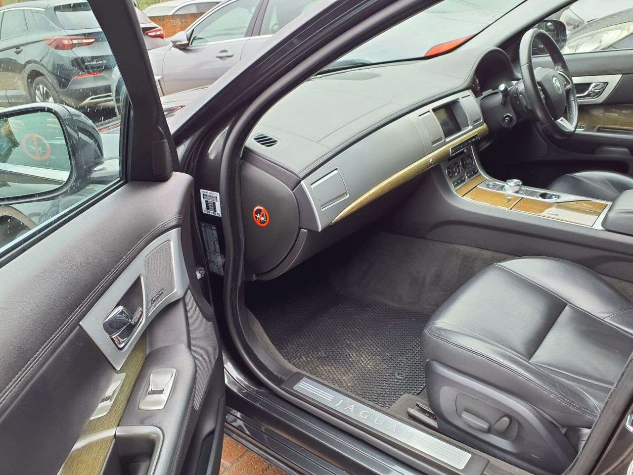 2013 JAGUAR XF 2013 JAGUAR XF
