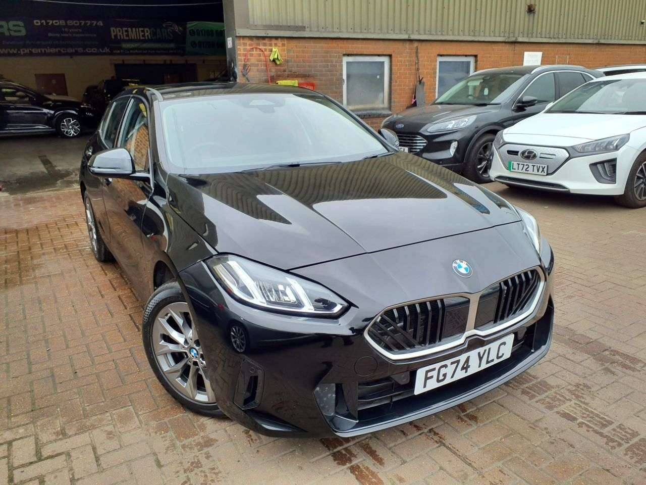 A 2024 BMW 1 SERIES 1.5 120i MHT Sport Hatchback 5dr Petrol Hybrid DCT Euro 6 (s/s) (170 ps) 6 A 2024 BMW 1 SERIES 1.5 120i MHT Sport Hatchback 5dr Petrol Hybrid DCT Euro 6 (s/s) (170 ps) 6