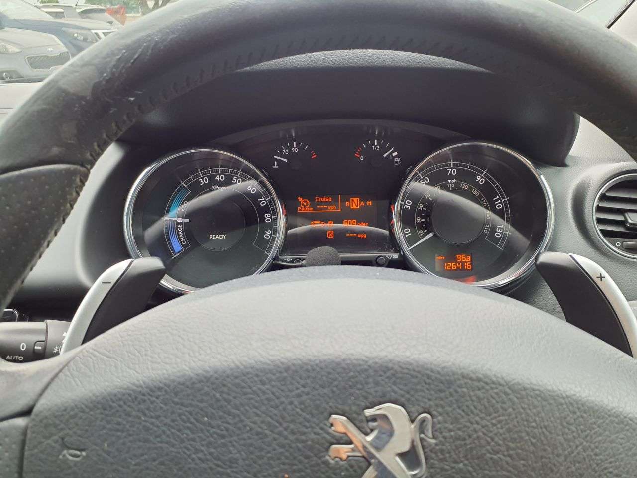 2011 PEUGEOT 3008 2011 PEUGEOT 3008
