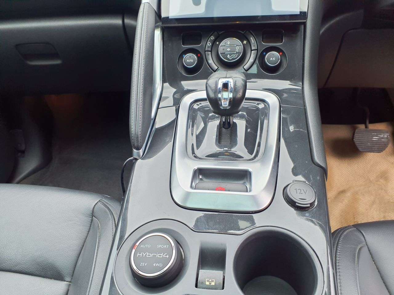 2011 PEUGEOT 3008 2011 PEUGEOT 3008