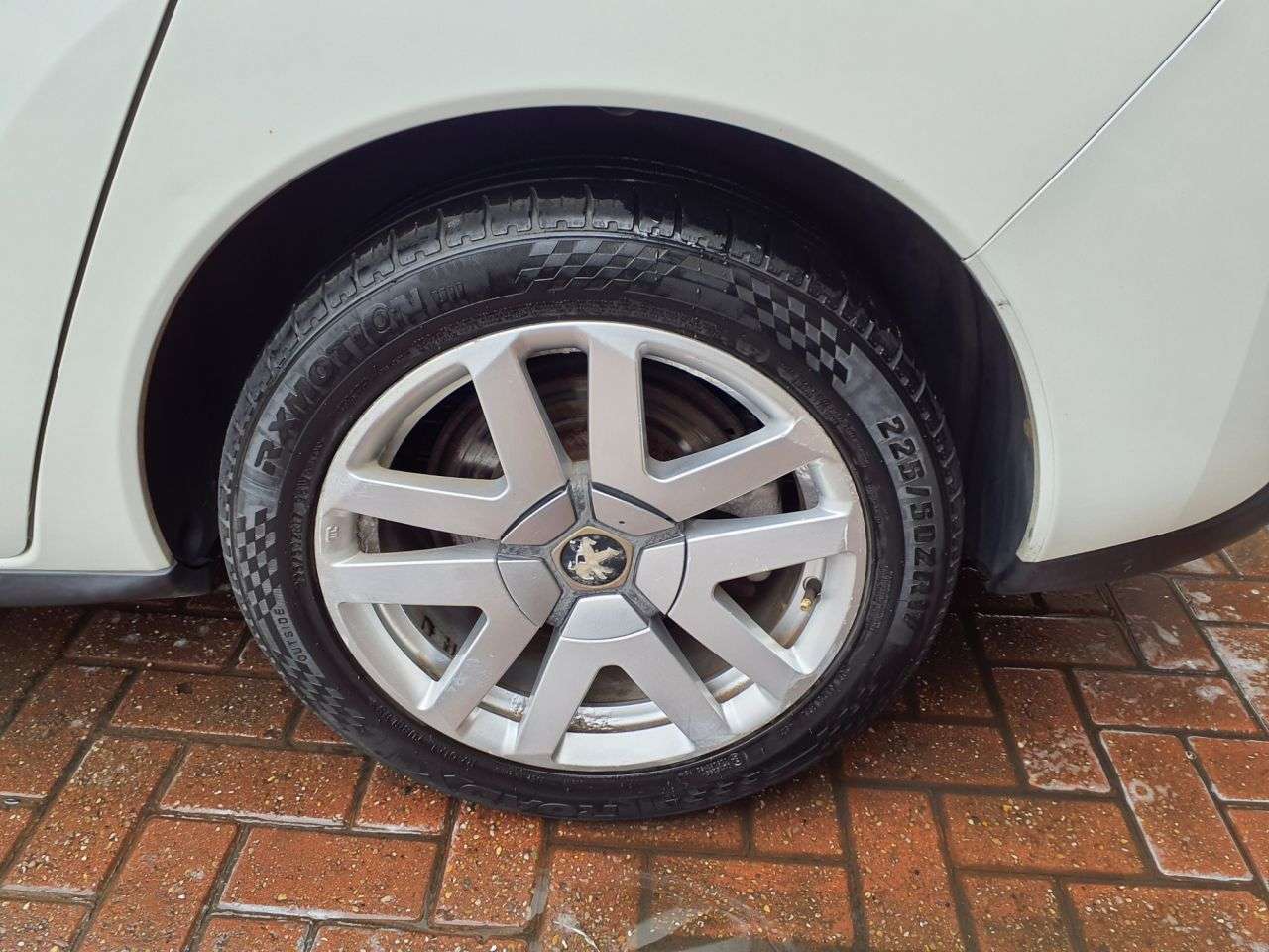 2011 PEUGEOT 3008 2011 PEUGEOT 3008