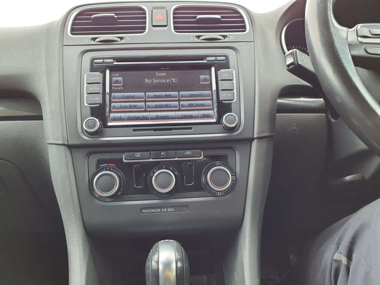 2011 VOLKSWAGEN GOLF 2011 VOLKSWAGEN GOLF