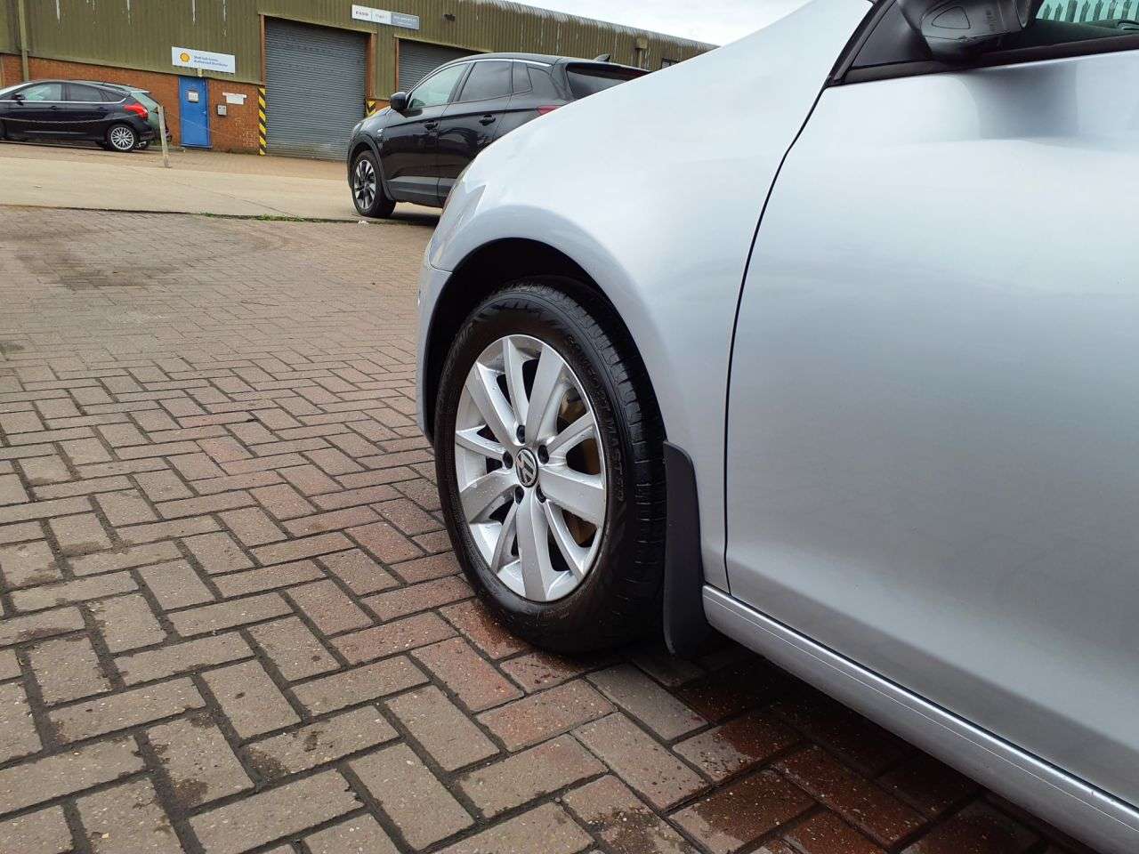 2011 VOLKSWAGEN GOLF 2011 VOLKSWAGEN GOLF
