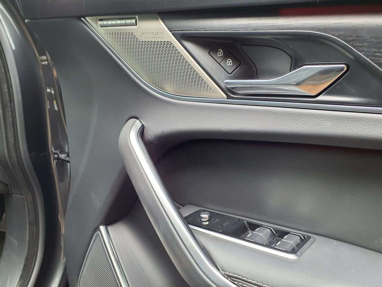 2024 JAGUAR F-PACE 2024 JAGUAR F-PACE