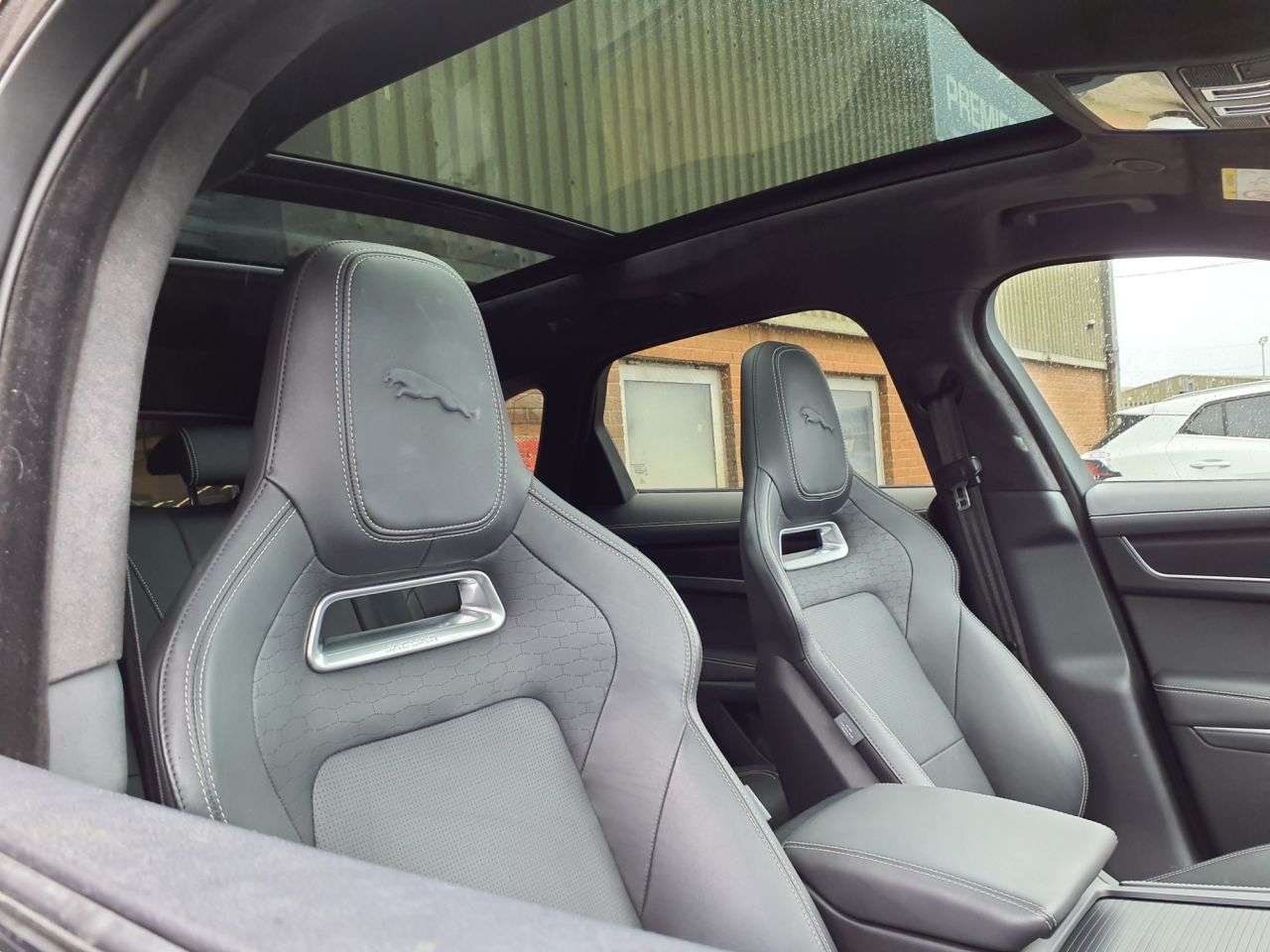 2024 JAGUAR F-PACE 2024 JAGUAR F-PACE