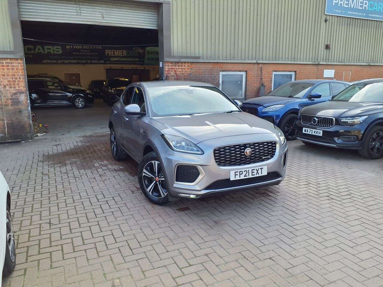 A 2021 JAGUAR E-PACE 2.0 P200 MHEV R-Dynamic S SUV 5dr Petrol Auto AWD Euro 6 (s/s) (200 ps) 6 M A 2021 JAGUAR E-PACE 2.0 P200 MHEV R-Dynamic S SUV 5dr Petrol Auto AWD Euro 6 (s/s) (200 ps) 6 M