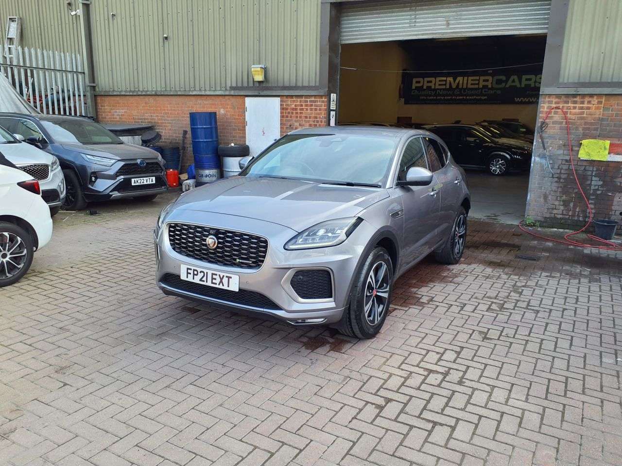 A 2021 JAGUAR E-PACE 2.0 P200 MHEV R-Dynamic S SUV 5dr Petrol Auto AWD Euro 6 (s/s) (200 ps) 6 M A 2021 JAGUAR E-PACE 2.0 P200 MHEV R-Dynamic S SUV 5dr Petrol Auto AWD Euro 6 (s/s) (200 ps) 6 M