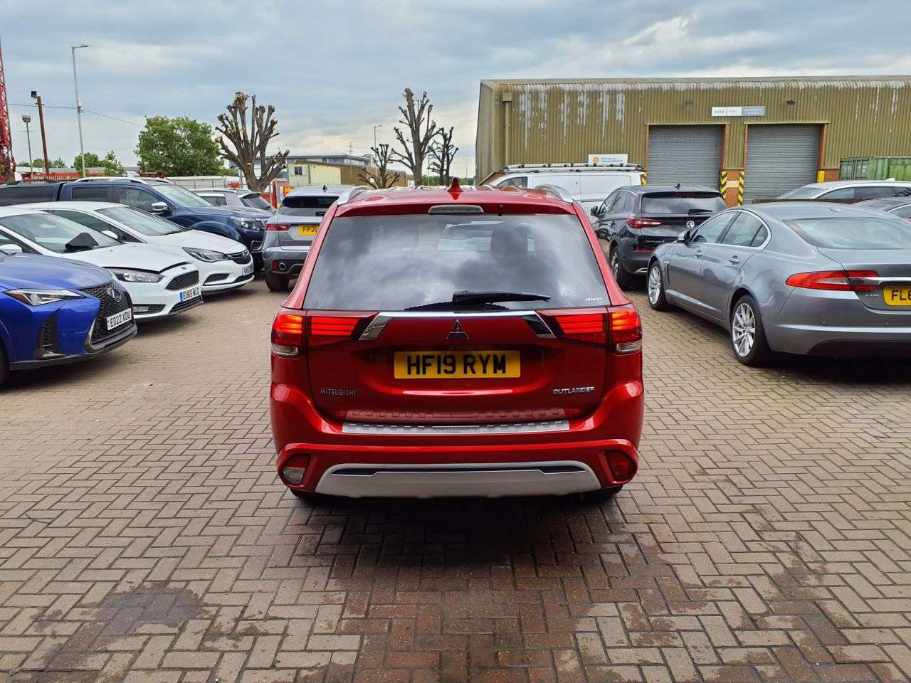 2019 MITSUBISHI OUTLANDER 2019 MITSUBISHI OUTLANDER