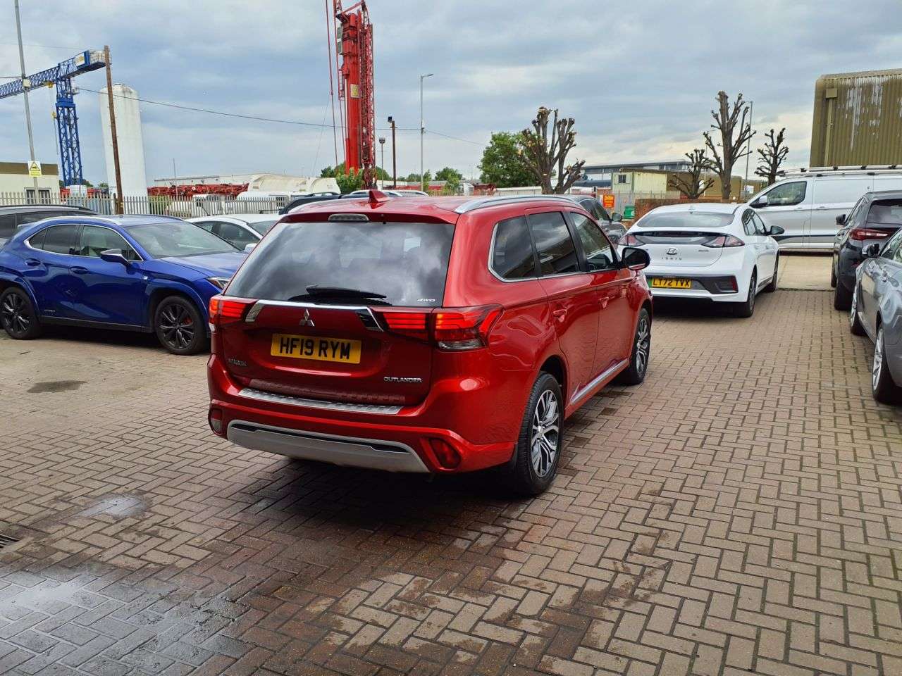 2019 MITSUBISHI OUTLANDER 2019 MITSUBISHI OUTLANDER