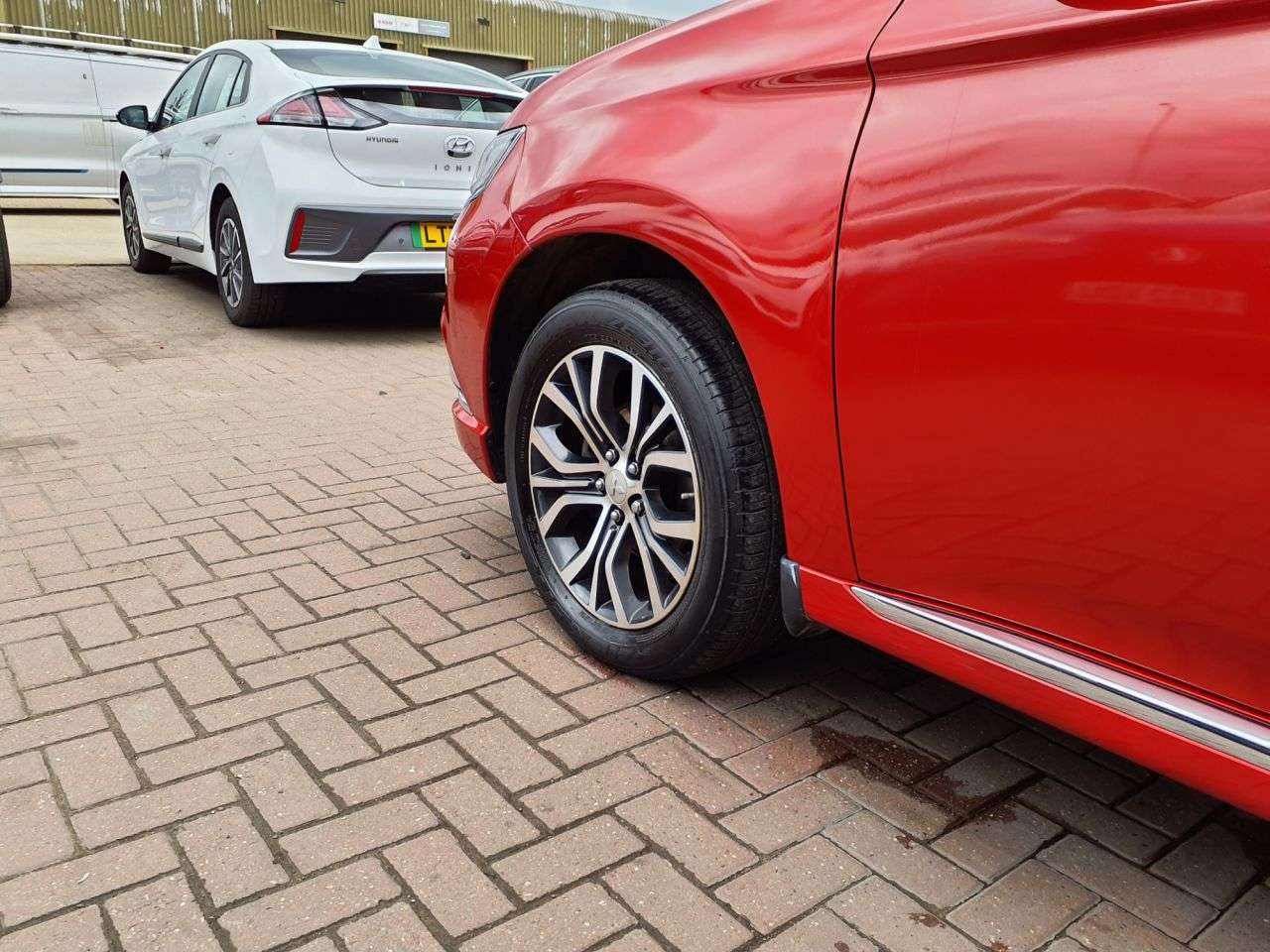 2019 MITSUBISHI OUTLANDER 2019 MITSUBISHI OUTLANDER
