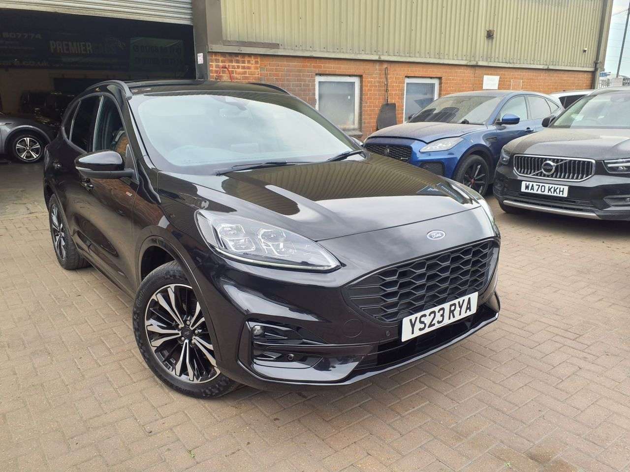 A 2023 FORD KUGA 2.5 EcoBoost Duratec 14.4kWh ST-Line X SUV 5dr Petrol Plug-in Hybrid CVT Eu A 2023 FORD KUGA 2.5 EcoBoost Duratec 14.4kWh ST-Line X SUV 5dr Petrol Plug-in Hybrid CVT Eu