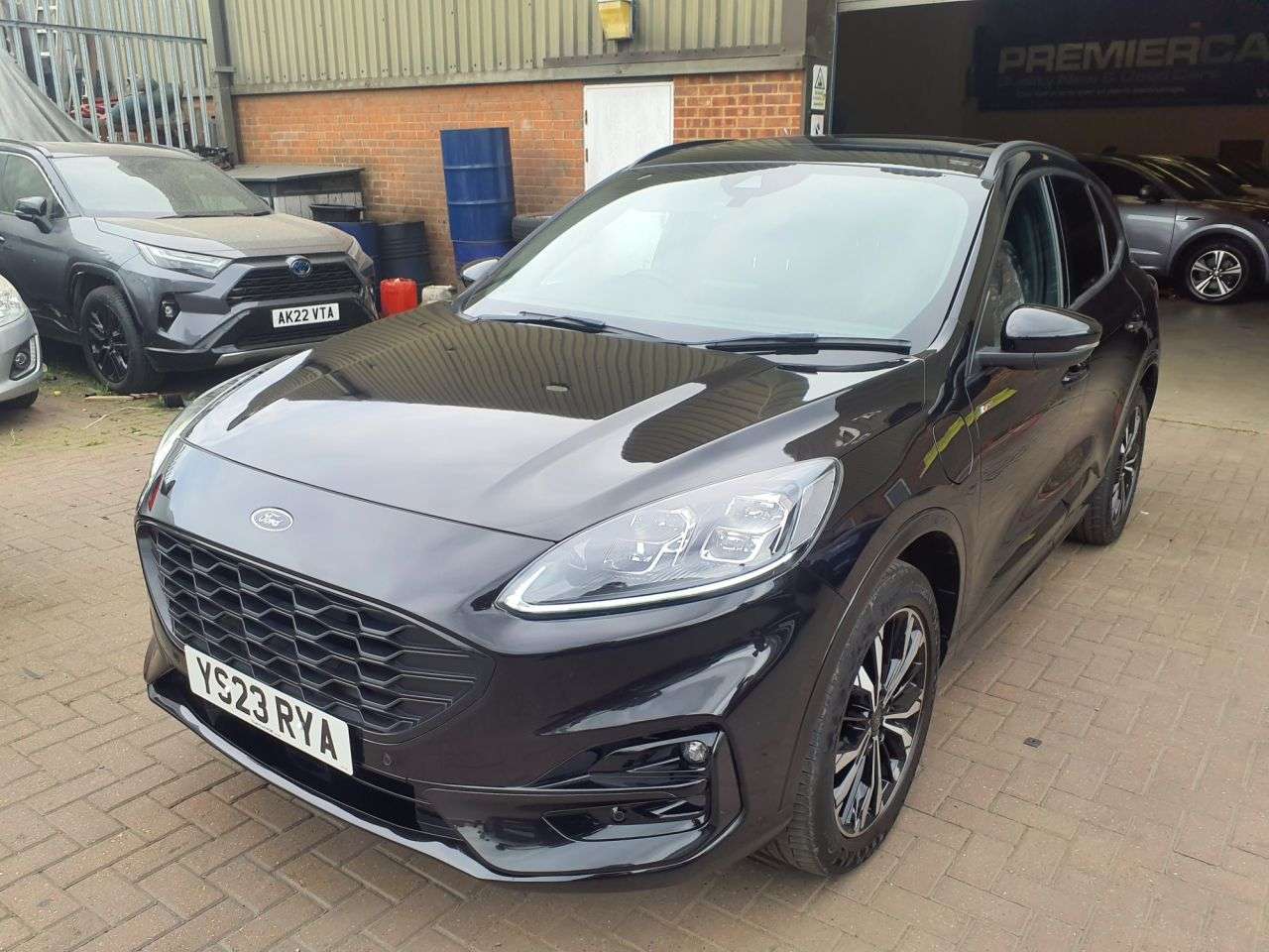A 2023 FORD KUGA 2.5 EcoBoost Duratec 14.4kWh ST-Line X SUV 5dr Petrol Plug-in Hybrid CVT Eu A 2023 FORD KUGA 2.5 EcoBoost Duratec 14.4kWh ST-Line X SUV 5dr Petrol Plug-in Hybrid CVT Eu
