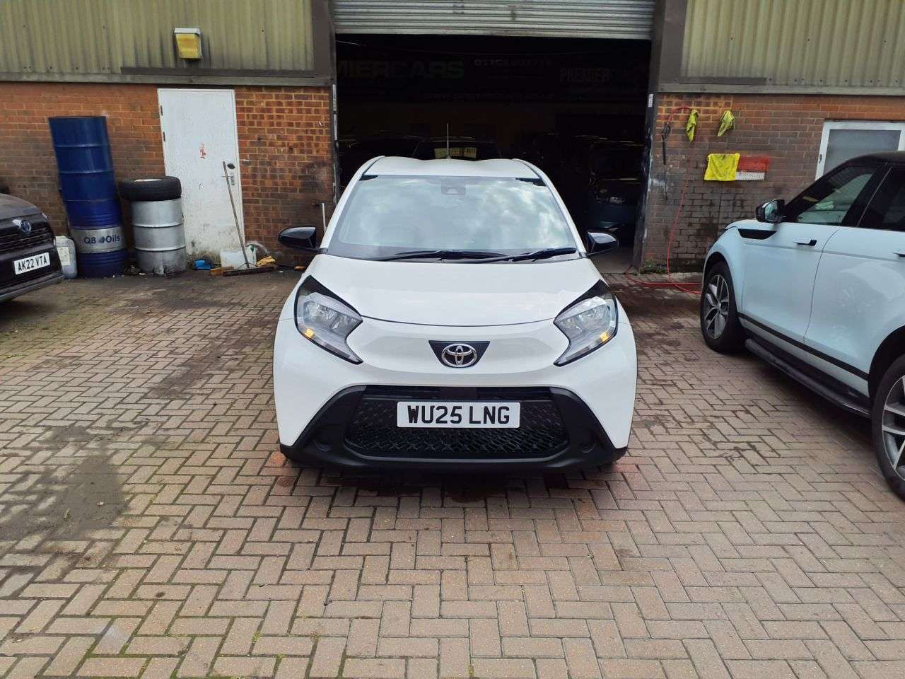 A 2025 TOYOTA AYGO X 1.0 VVT-i Pure Hatchback 5dr Petrol x-shift Euro 6 (s/s) (72 ps) 6 MONTH WA A 2025 TOYOTA AYGO X 1.0 VVT-i Pure Hatchback 5dr Petrol x-shift Euro 6 (s/s) (72 ps) 6 MONTH WA