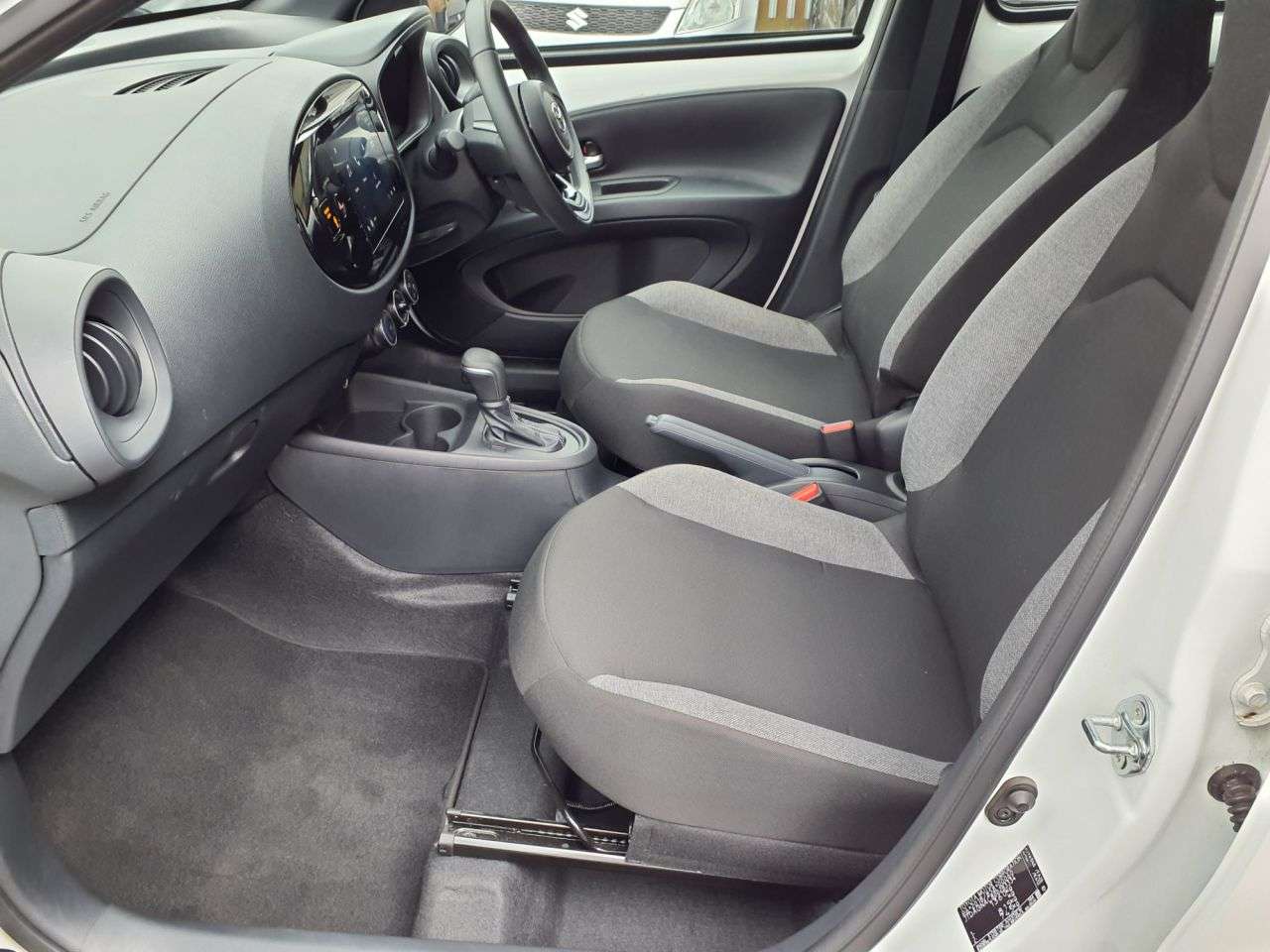 A 2025 TOYOTA AYGO X 1.0 VVT-i Pure Hatchback 5dr Petrol x-shift Euro 6 (s/s) (72 ps) 6 MONTH WA A 2025 TOYOTA AYGO X 1.0 VVT-i Pure Hatchback 5dr Petrol x-shift Euro 6 (s/s) (72 ps) 6 MONTH WA