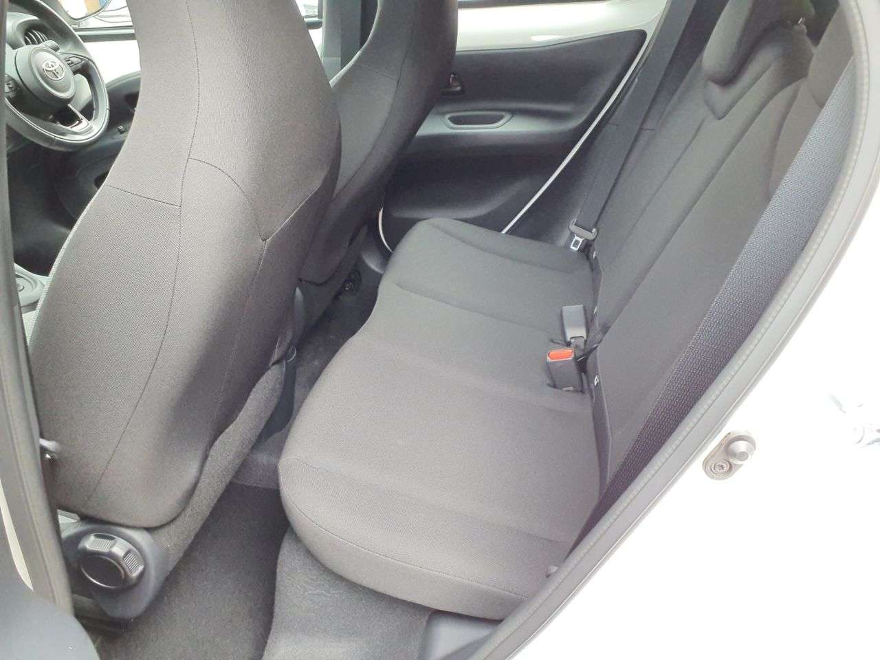 2025 TOYOTA AYGO X 2025 TOYOTA AYGO X