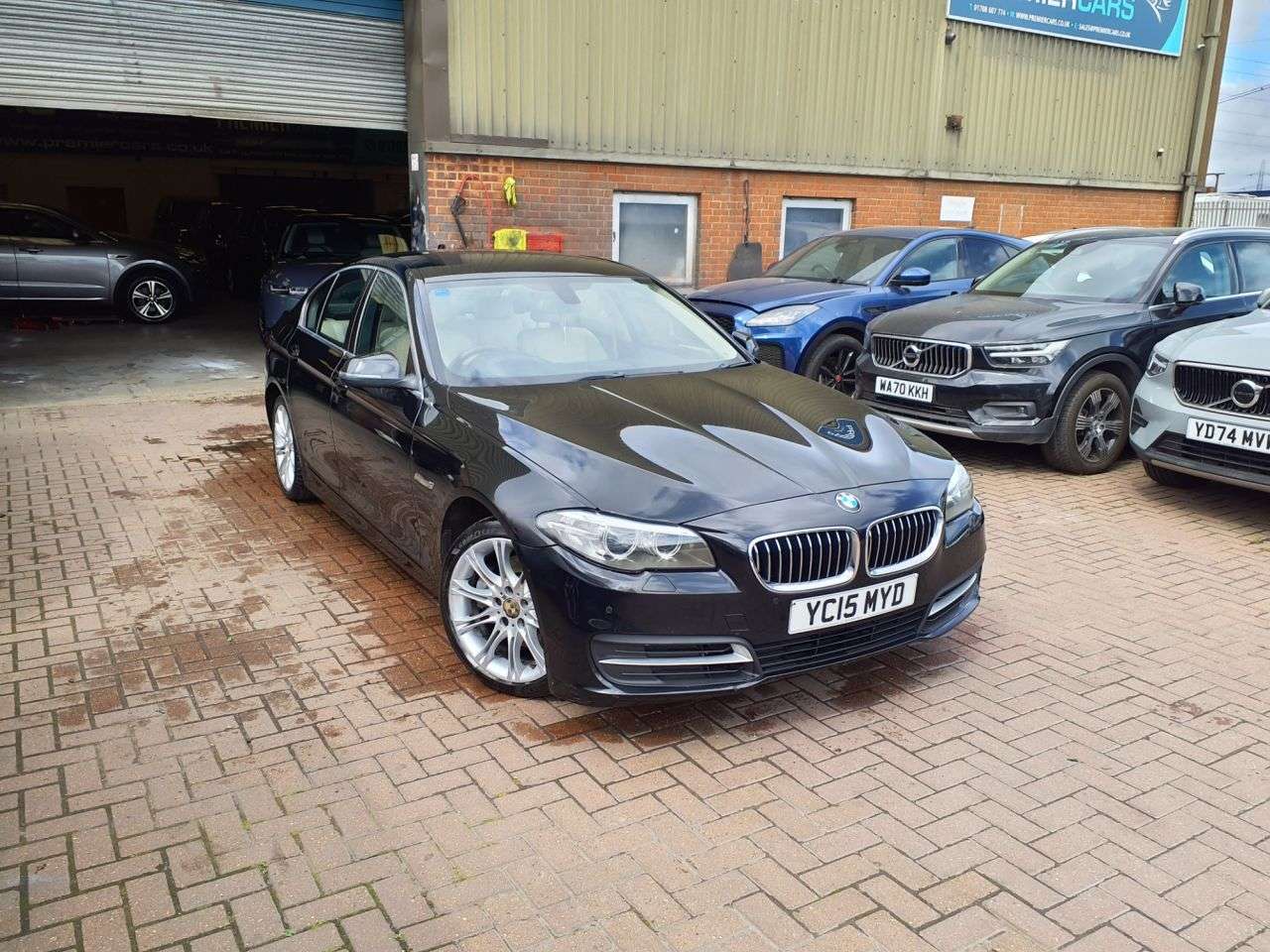 A 2015 BMW 5 SERIES 2.0 520d SE Saloon 4dr Diesel Auto Euro 6 (s/s) (190 ps) AUTOMATIC ULEZ A 2015 BMW 5 SERIES 2.0 520d SE Saloon 4dr Diesel Auto Euro 6 (s/s) (190 ps) AUTOMATIC ULEZ