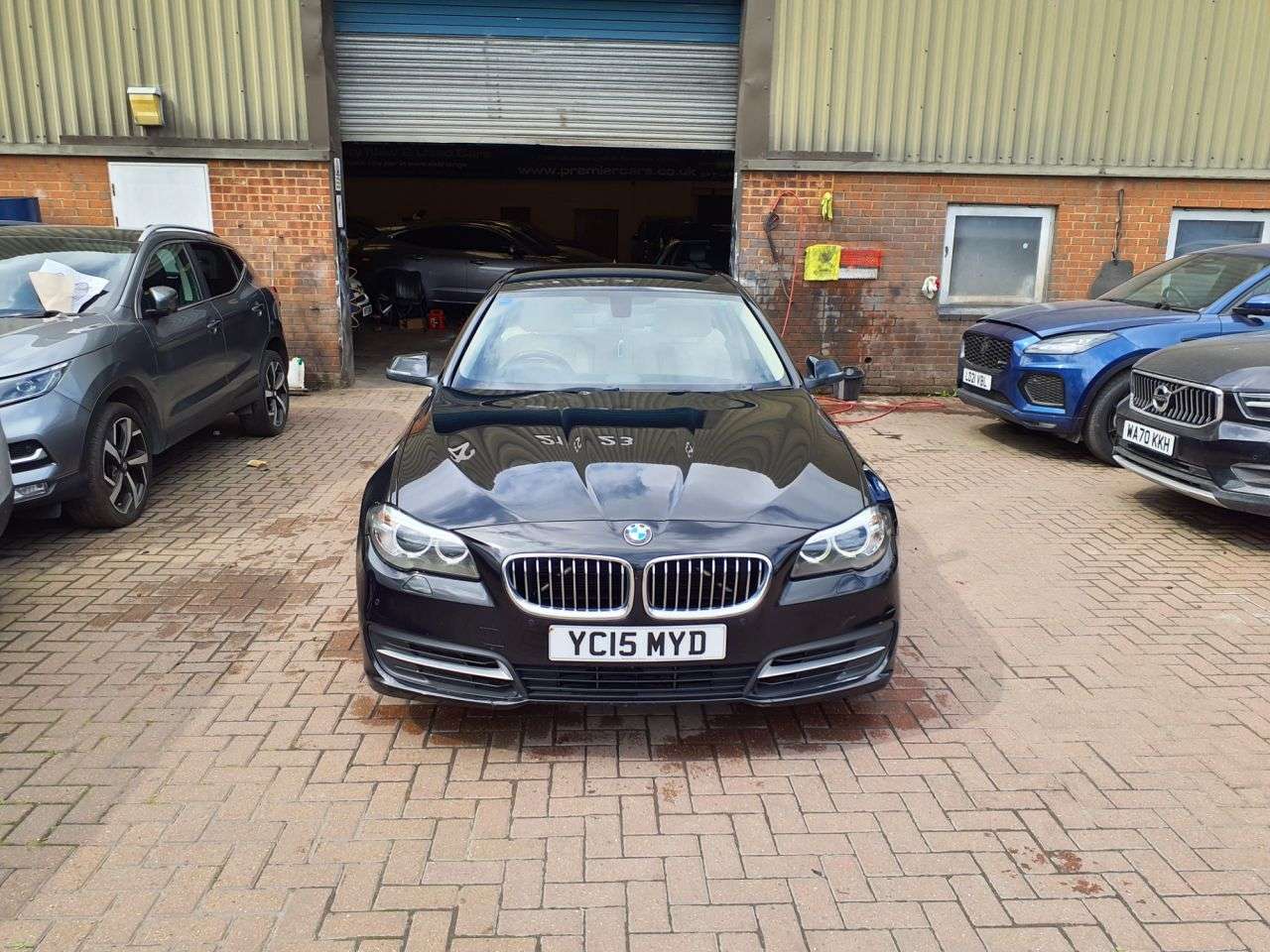 A 2015 BMW 5 SERIES 2.0 520d SE Saloon 4dr Diesel Auto Euro 6 (s/s) (190 ps) AUTOMATIC ULEZ A 2015 BMW 5 SERIES 2.0 520d SE Saloon 4dr Diesel Auto Euro 6 (s/s) (190 ps) AUTOMATIC ULEZ