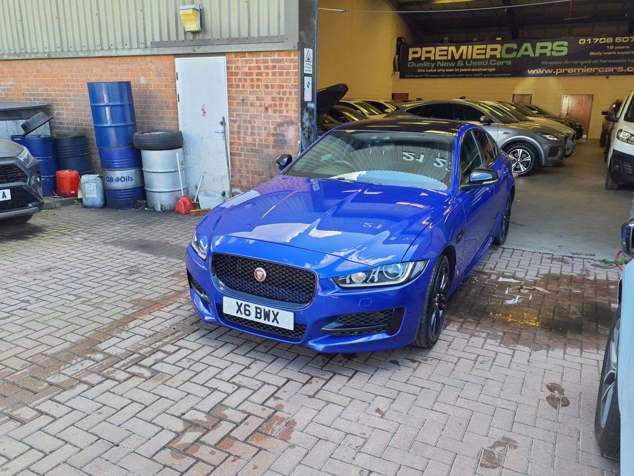 A 2019 JAGUAR XE 2.0i GPF R-Sport Saloon 4dr Petrol Auto Euro 6 (s/s) (250 ps) 3 MONTHS WARR A 2019 JAGUAR XE 2.0i GPF R-Sport Saloon 4dr Petrol Auto Euro 6 (s/s) (250 ps) 3 MONTHS WARR