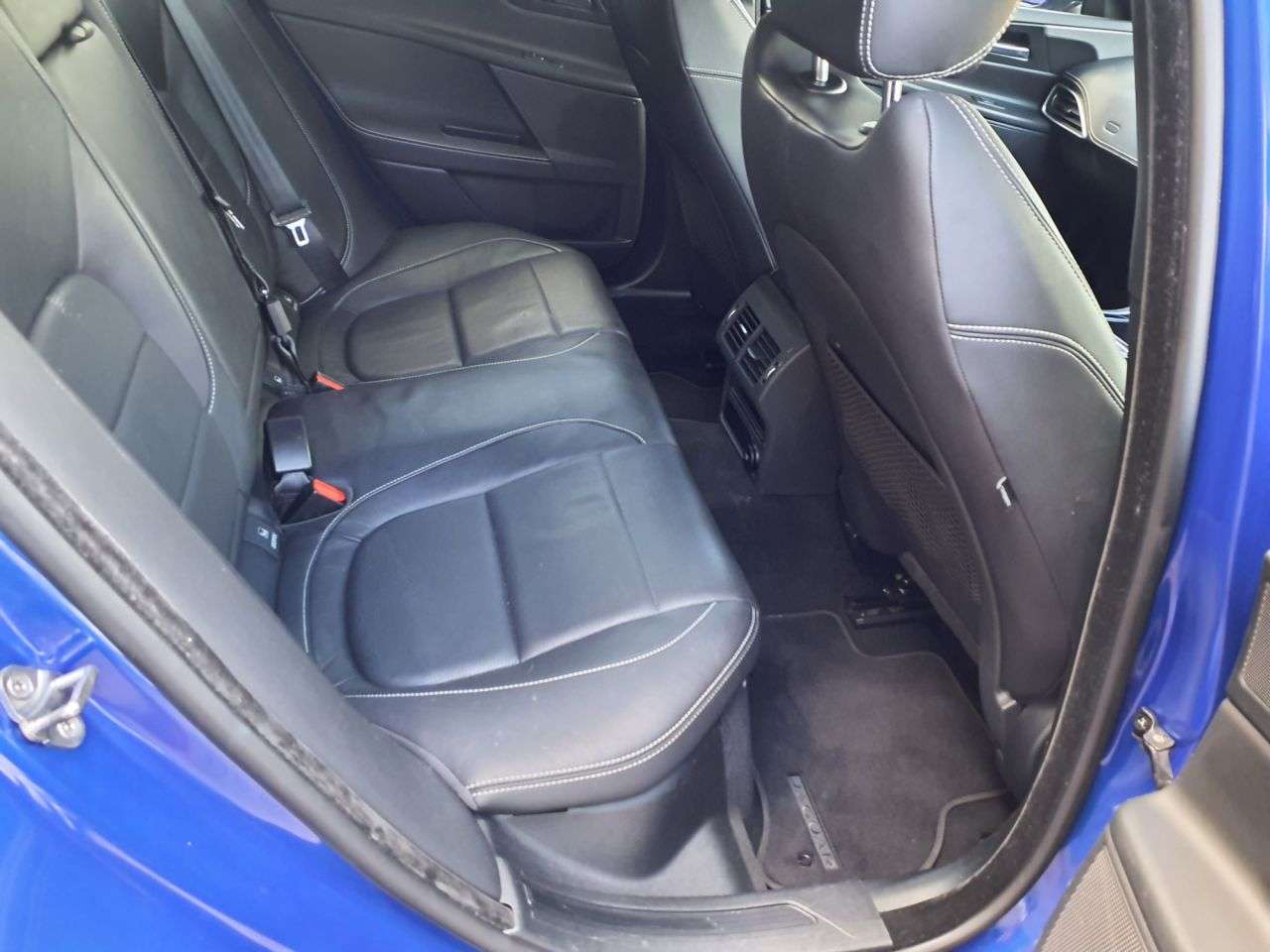 2019 JAGUAR XE 2019 JAGUAR XE
