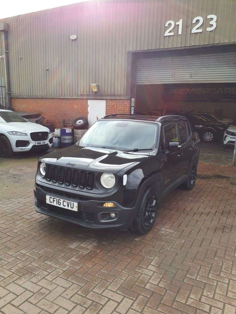 A 2016 JEEP RENEGADE 1.6 MultiJetII Longitude SUV 5dr Diesel Manual Euro 6 (s/s) (120 ps) 3 MONT A 2016 JEEP RENEGADE 1.6 MultiJetII Longitude SUV 5dr Diesel Manual Euro 6 (s/s) (120 ps) 3 MONT