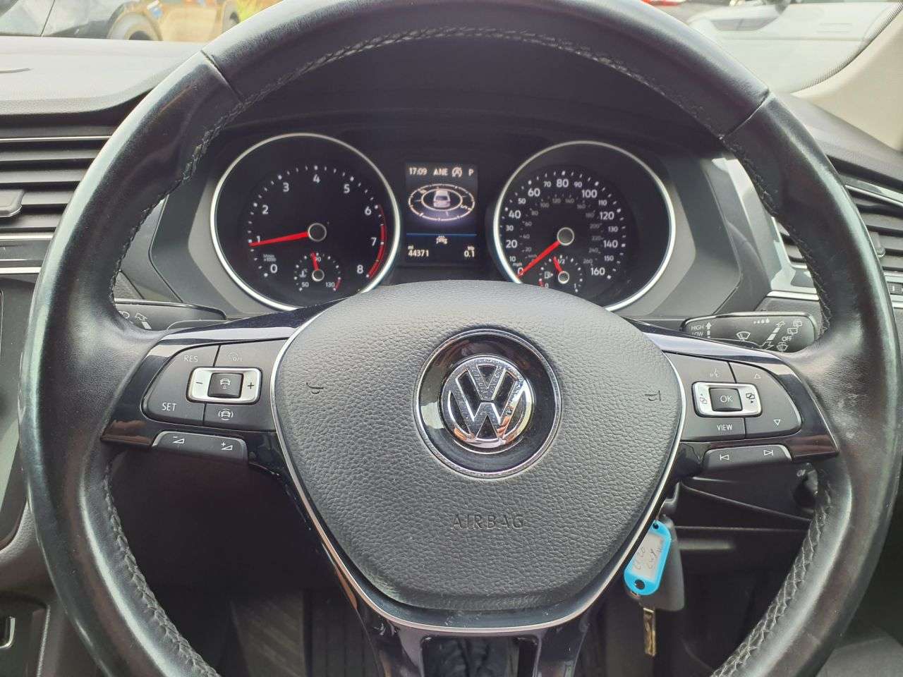 2020 VOLKSWAGEN TIGUAN 2020 VOLKSWAGEN TIGUAN