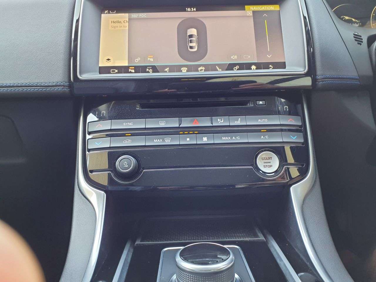 2017 JAGUAR XE 2017 JAGUAR XE