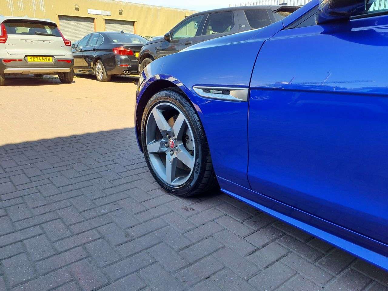 2017 JAGUAR XE 2017 JAGUAR XE