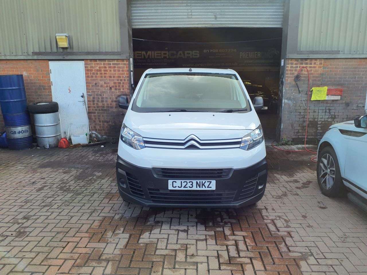 A 2023 CITROEN DISPATCH 2.0 BlueHDi 1400 Enterprise Edition XL Panel Van 6dr Diesel Manual FWD 3 Eu A 2023 CITROEN DISPATCH 2.0 BlueHDi 1400 Enterprise Edition XL Panel Van 6dr Diesel Manual FWD 3 Eu