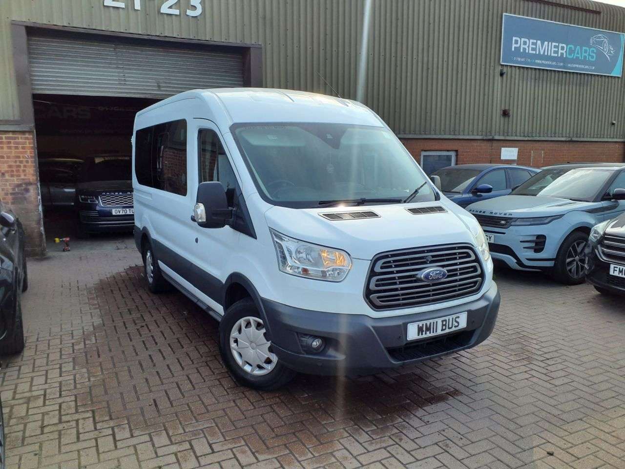 A 2017 FORD TRANSIT 2.2 TDCi 350 HDT Trend Minibus 5dr Diesel Manual L2 H2 (196 g/km, 123 bhp) A 2017 FORD TRANSIT 2.2 TDCi 350 HDT Trend Minibus 5dr Diesel Manual L2 H2 (196 g/km, 123 bhp)