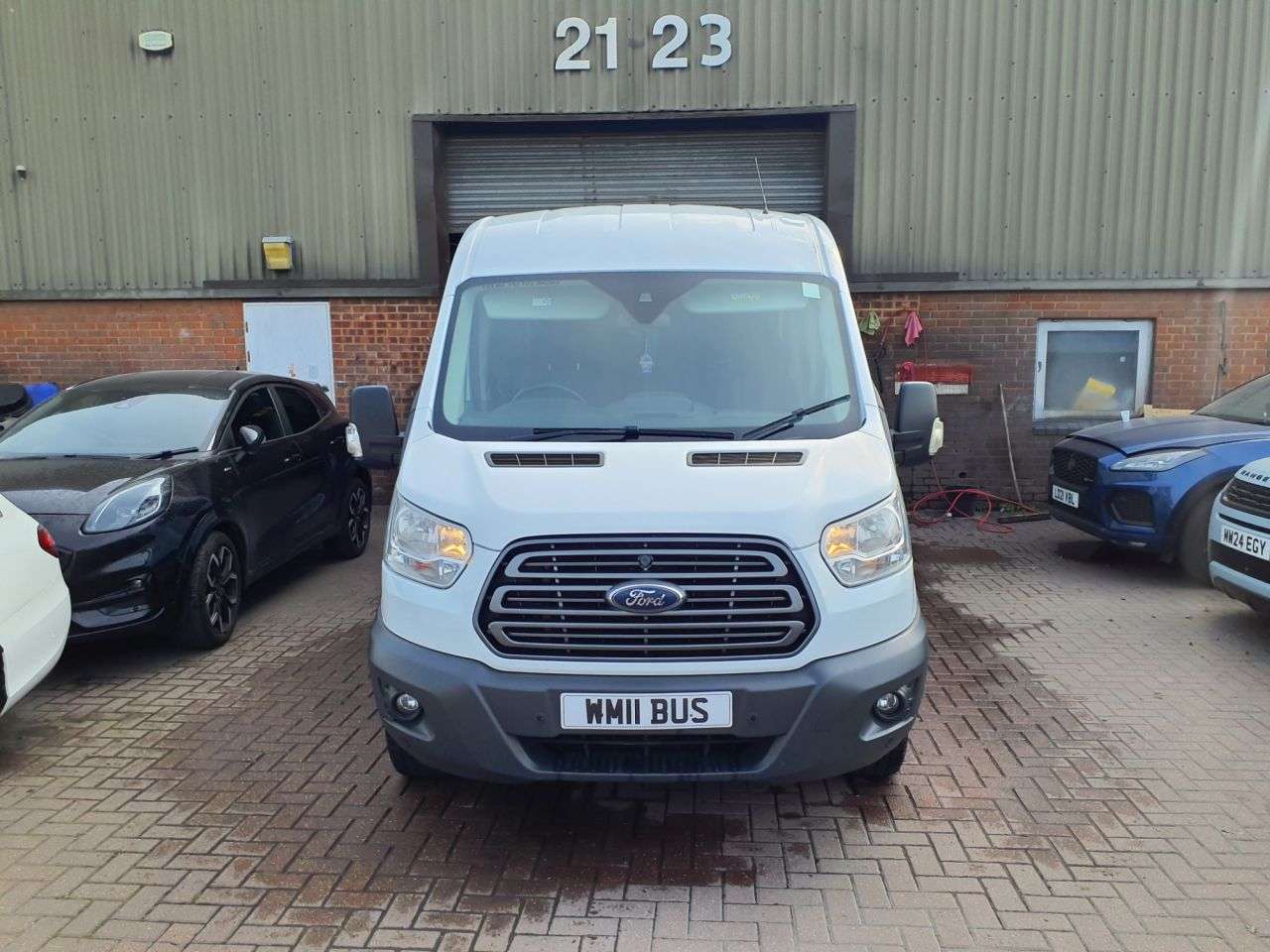 A 2017 FORD TRANSIT 2.2 TDCi 350 HDT Trend Minibus 5dr Diesel Manual L2 H2 (196 g/km, 123 bhp) A 2017 FORD TRANSIT 2.2 TDCi 350 HDT Trend Minibus 5dr Diesel Manual L2 H2 (196 g/km, 123 bhp)