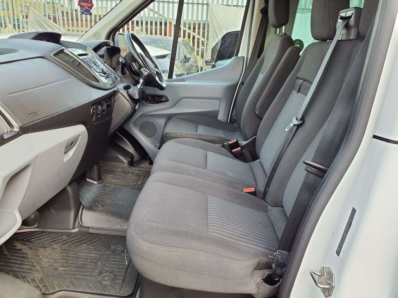 A 2017 FORD TRANSIT 2.2 TDCi 350 HDT Trend Minibus 5dr Diesel Manual L2 H2 (196 g/km, 123 bhp) A 2017 FORD TRANSIT 2.2 TDCi 350 HDT Trend Minibus 5dr Diesel Manual L2 H2 (196 g/km, 123 bhp)