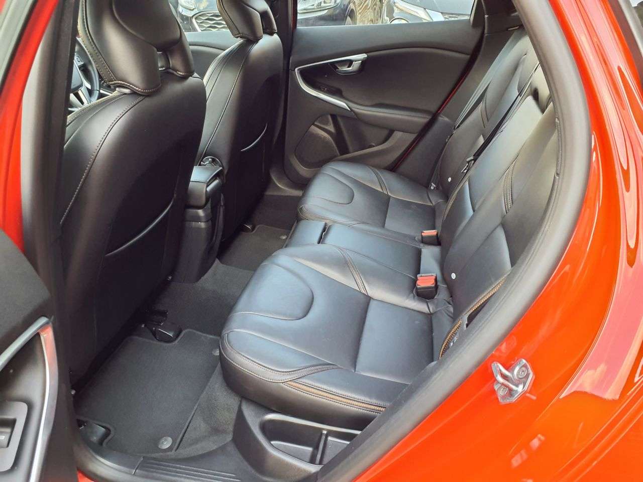 2017 VOLVO V40 CROSS COUNTRY 2017 VOLVO V40 CROSS COUNTRY