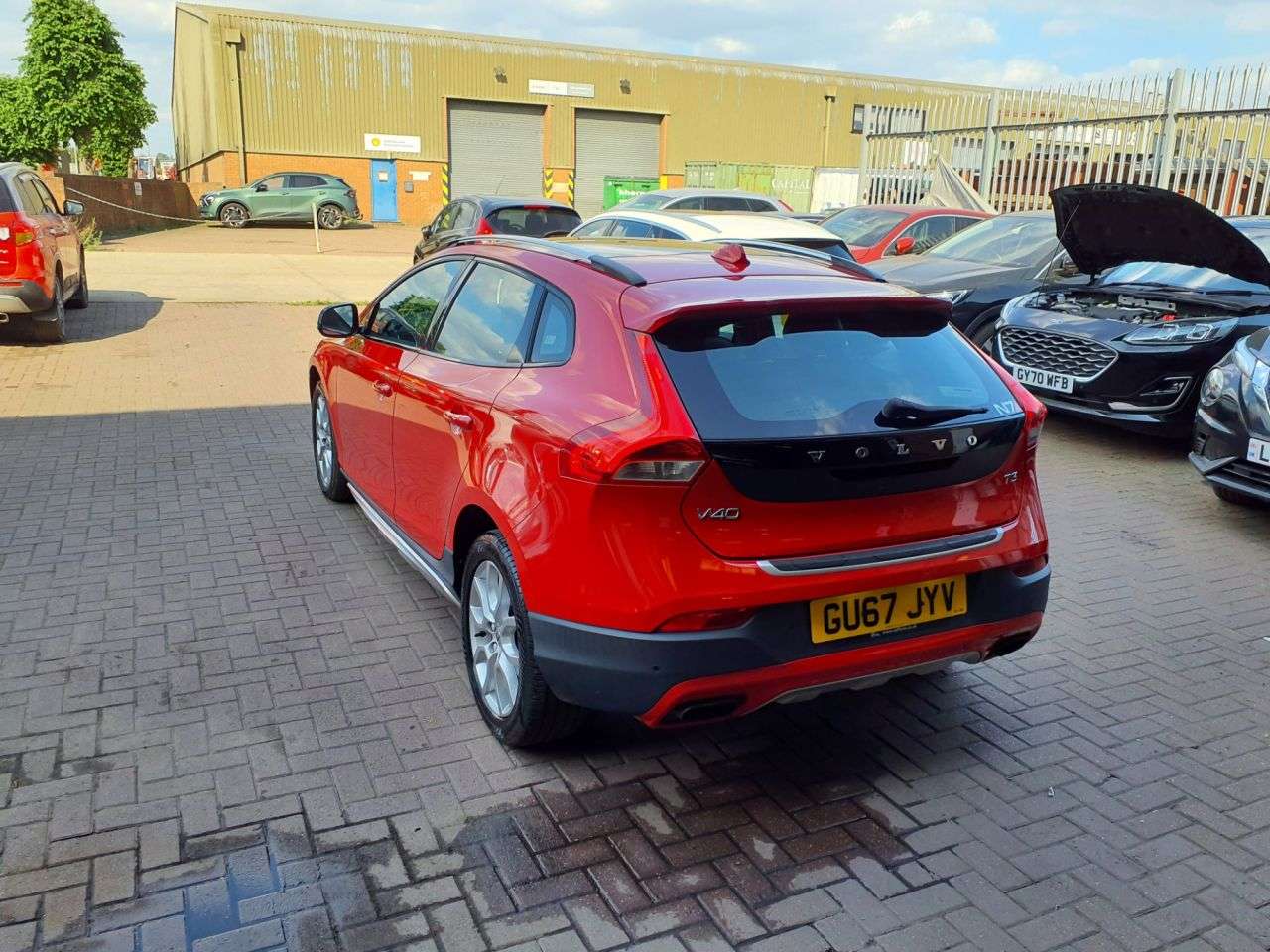 2017 VOLVO V40 CROSS COUNTRY 2017 VOLVO V40 CROSS COUNTRY