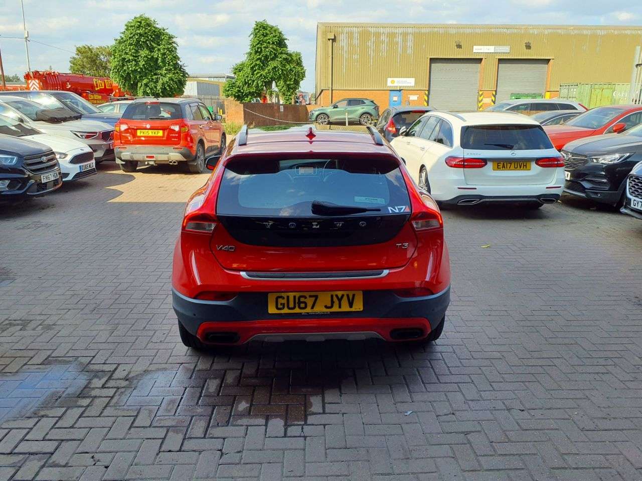 2017 VOLVO V40 CROSS COUNTRY 2017 VOLVO V40 CROSS COUNTRY