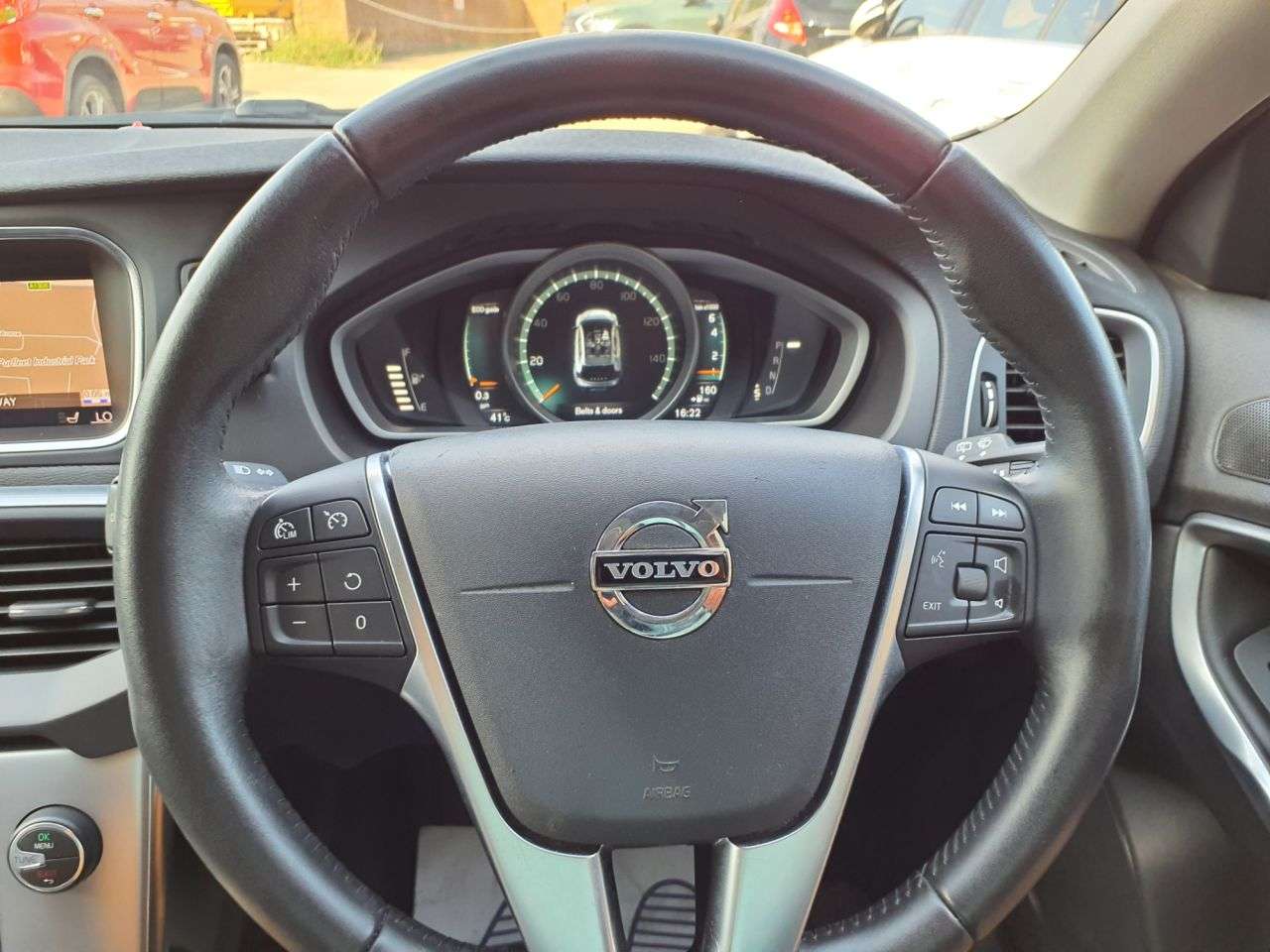 2017 VOLVO V40 CROSS COUNTRY 2017 VOLVO V40 CROSS COUNTRY
