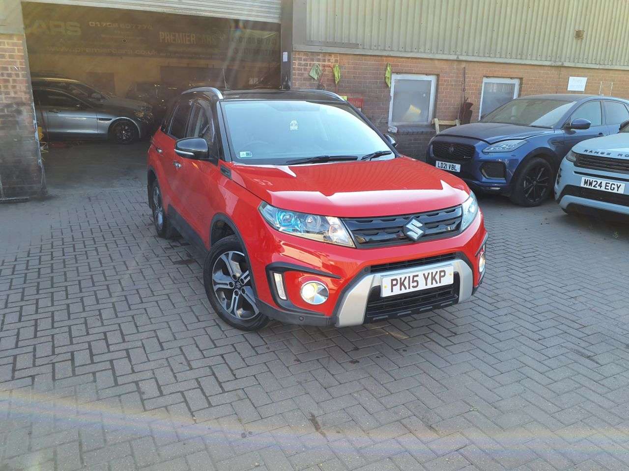A 2015 SUZUKI VITARA 1.6 DDiS SZ5 SUV 5dr Diesel Manual ALLGRIP Euro 6 (s/s) (120 ps) 3 MONTHS W A 2015 SUZUKI VITARA 1.6 DDiS SZ5 SUV 5dr Diesel Manual ALLGRIP Euro 6 (s/s) (120 ps) 3 MONTHS W