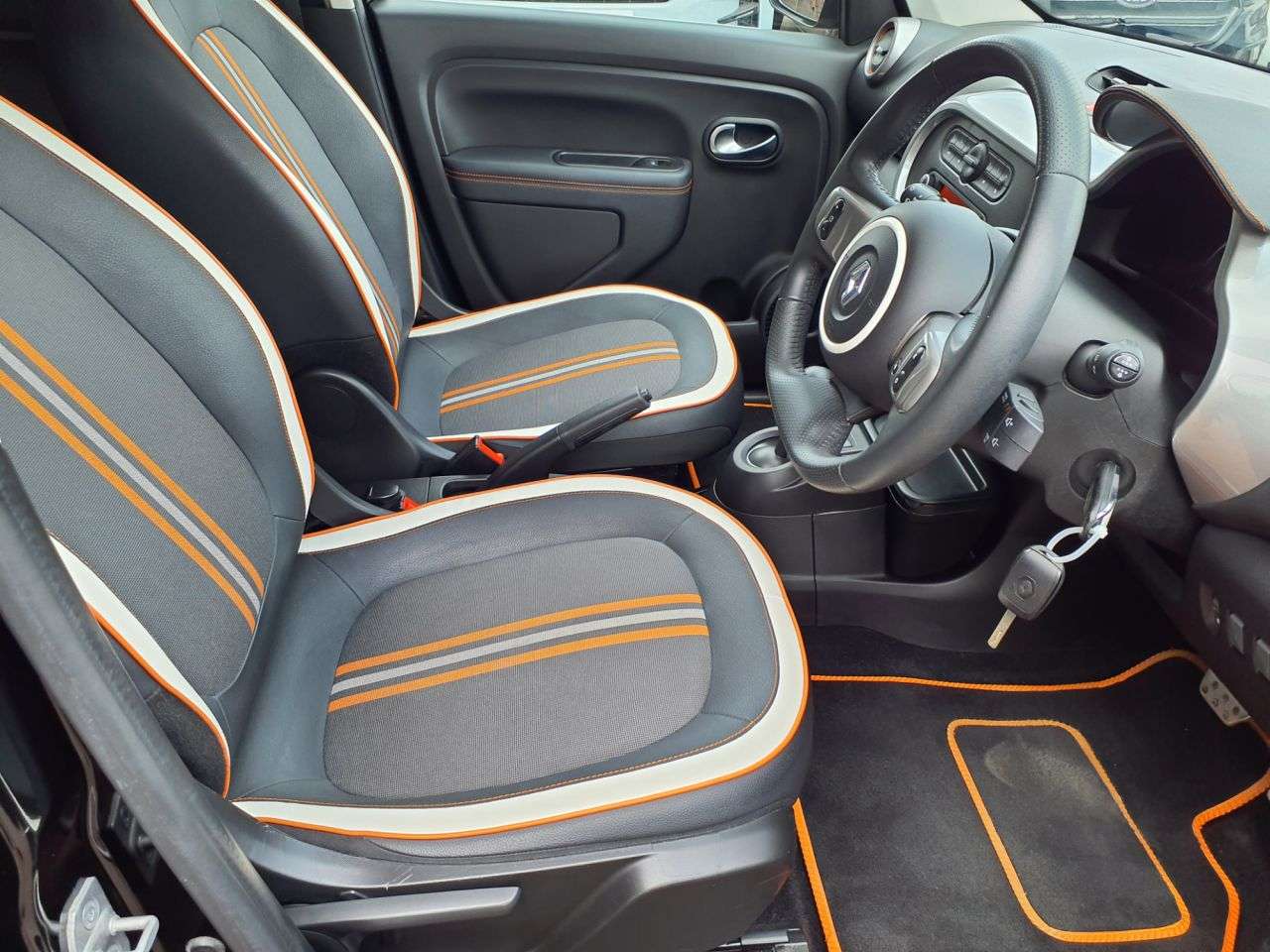 2017 RENAULT TWINGO 2017 RENAULT TWINGO