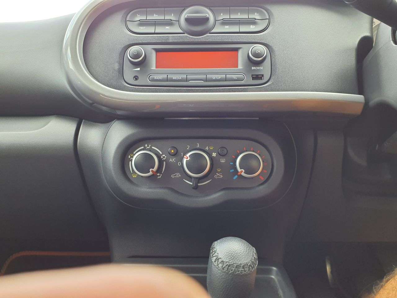 2017 RENAULT TWINGO 2017 RENAULT TWINGO