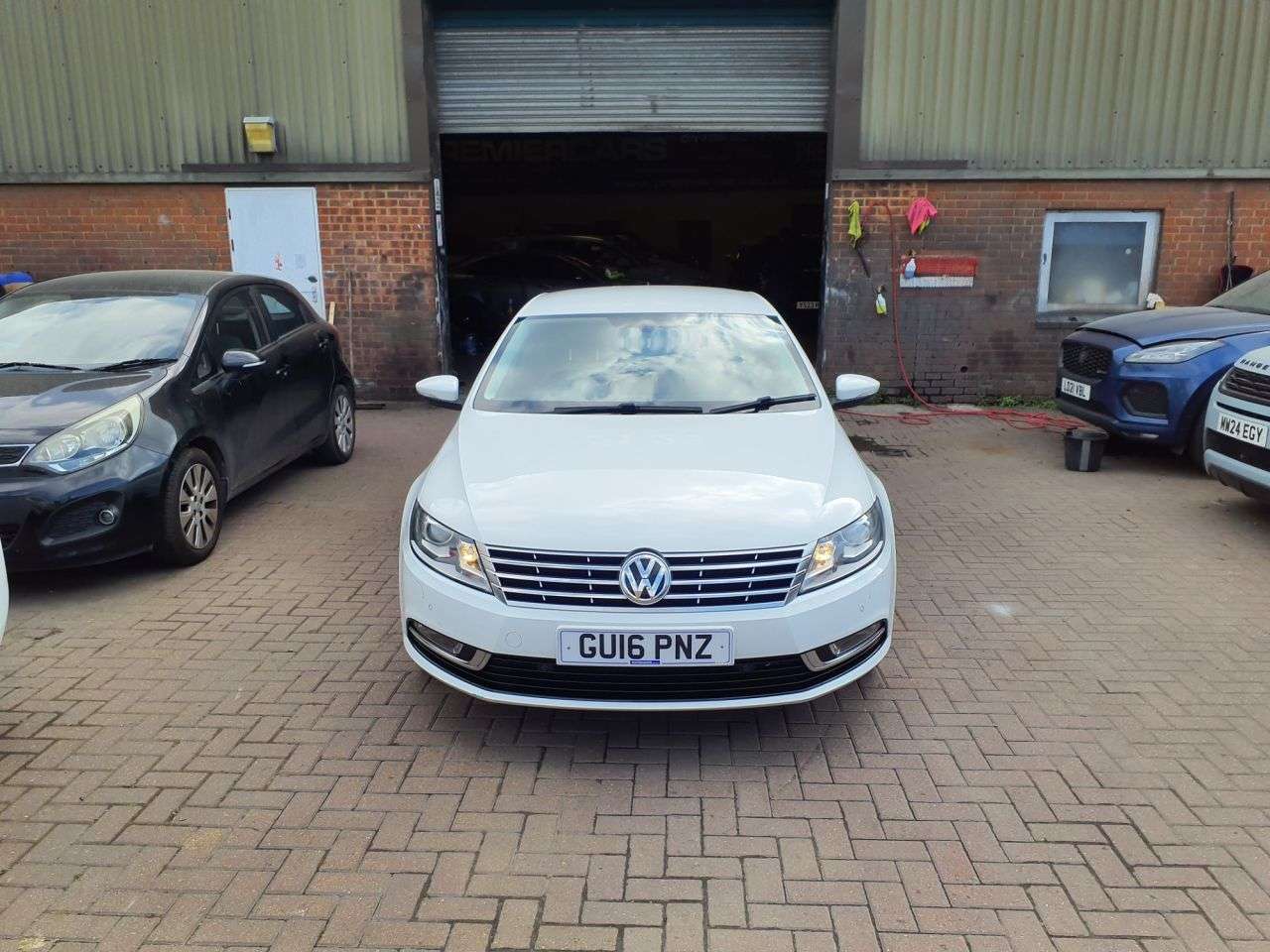 A 2016 VOLKSWAGEN CC 2.0 TDI BlueMotion Tech GT Saloon 4dr Diesel DSG Euro 6 (s/s) (150 ps) TIMI A 2016 VOLKSWAGEN CC 2.0 TDI BlueMotion Tech GT Saloon 4dr Diesel DSG Euro 6 (s/s) (150 ps) TIMI
